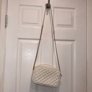🚨MOVING SALE White cross body purse